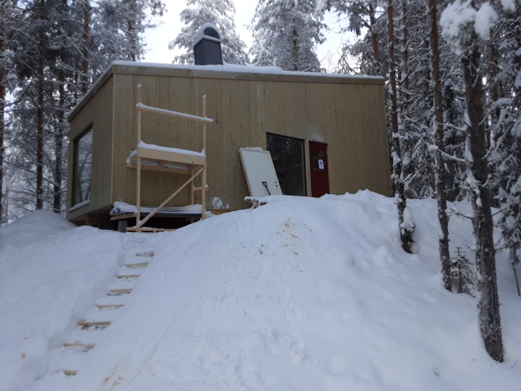 Isolering av Stuga i Vuollerim Jokkmokks kommun